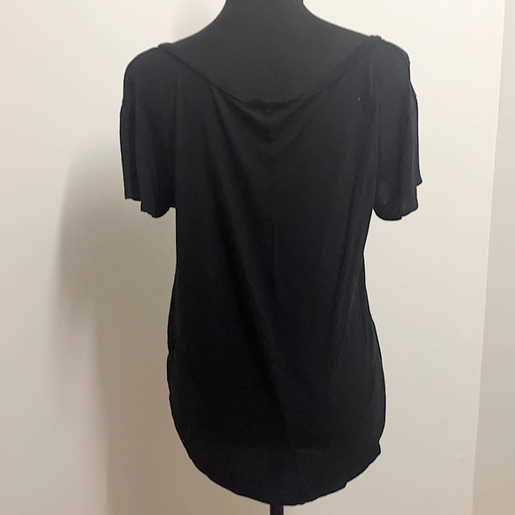 Charlotte Russe Assymetrical Off Shoulder High Low 3-D Tiger Short Sleeve Shirt - Picture 14 of 16